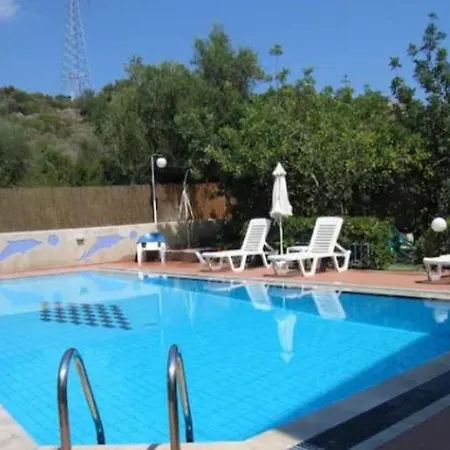 4 Beds Flat With Shared Pool * Stalida
